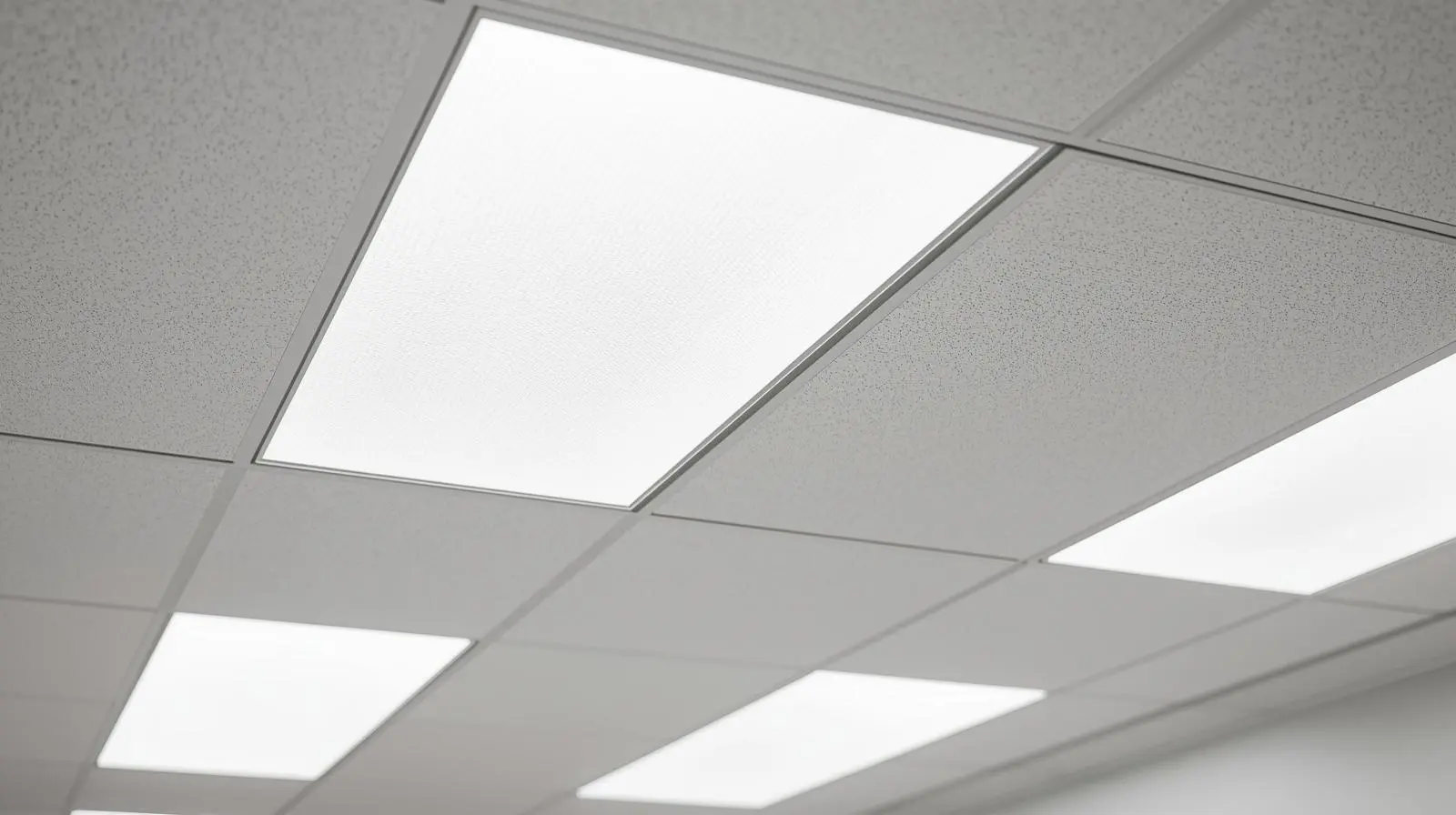 Éclairage technique LED encastré dans un bureau – Charles Thibaut